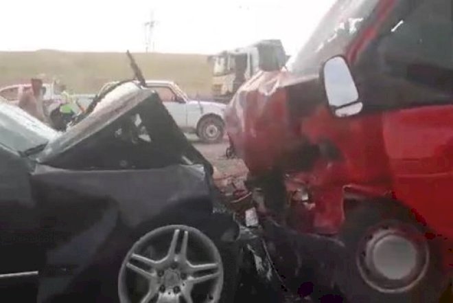     “Mercedes” “Ford”la toqquşdu: yaralılar var – Video   