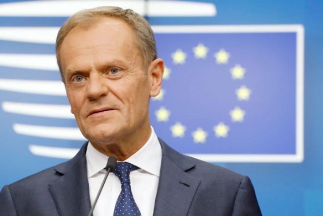    Tusk “Tvitter”də azərbaycanca paylaşım etdi   