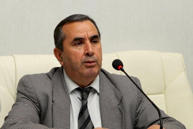    Vəkil Mehriban Əliyevanı təqdir etdi, tənqidlərə hədəf oldu   