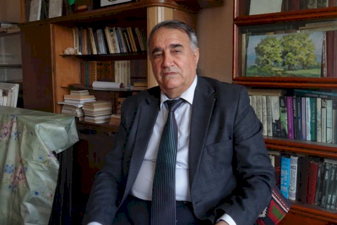    Prezident Rəsulzadənin nəvəsini təltif edib   