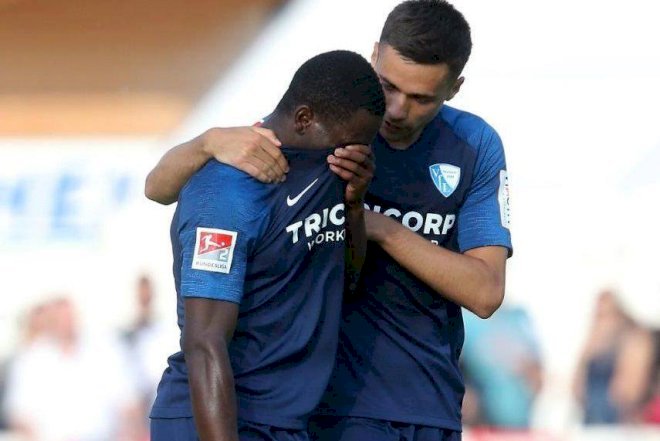    İrqçiliklə bağlı FİFA-dan sərt qərar: 10 matçlıq cəza   