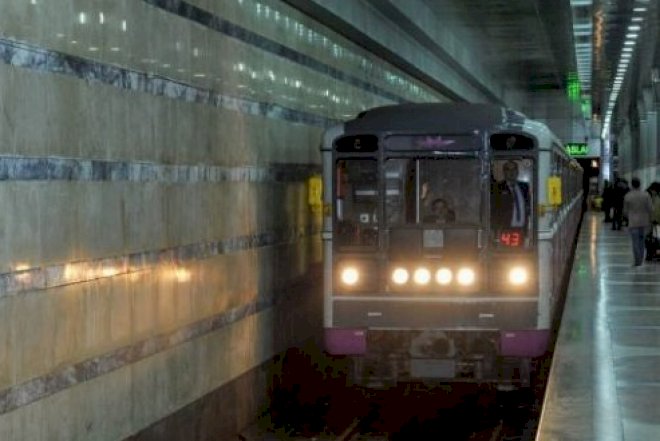    Bakıda qadın uşağı metroda unutdu   