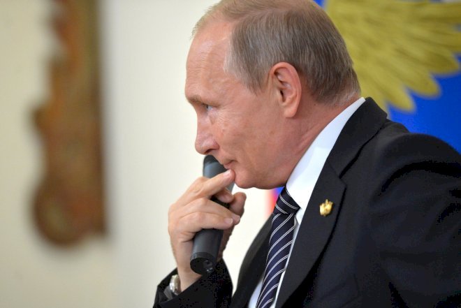    Putinin hakimiyyətdən gediş müəmması   