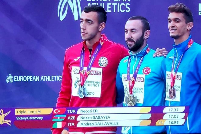    Atletimizdən gümüş medal   