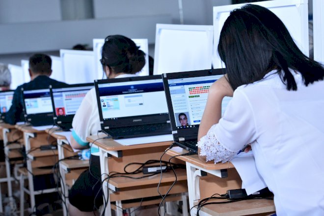    Müəllimlərin işə qəbulu üzrə imtahanlara qulaqcıqla gələn var – Nazirlik   