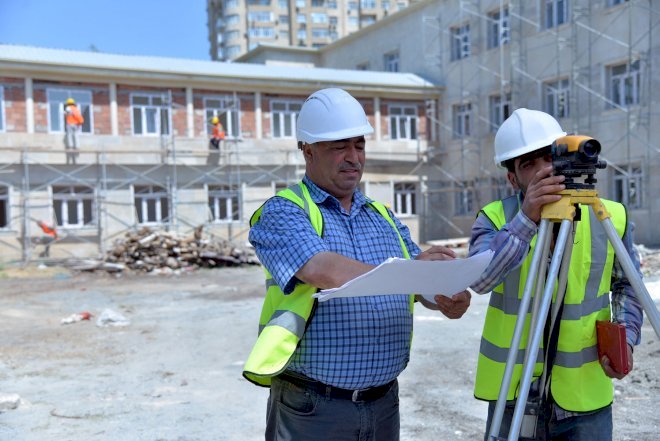    Yeni dərs ilinə hazırlıq: Bu məktəblərdə təmir-tikinti işləri aparılır   