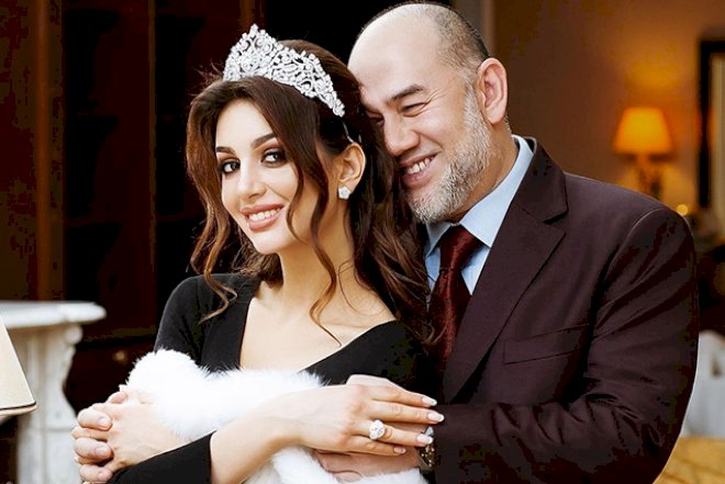    Kral rus gözəlindən boşandı - Foto   