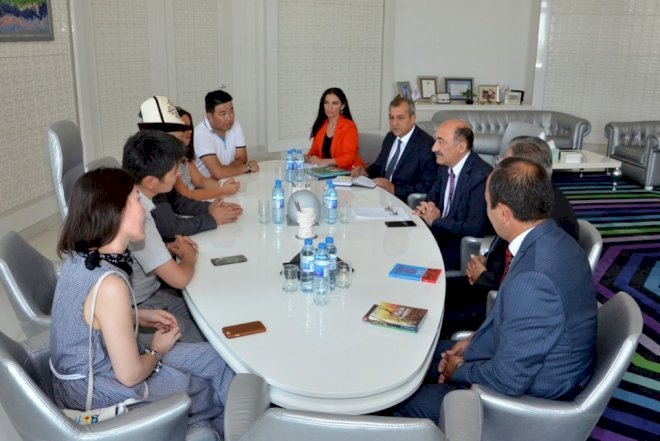    Əbülfəs Qarayev görüş keçirib   