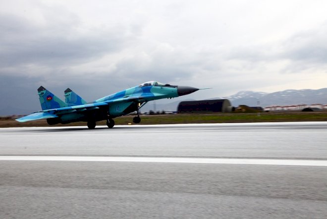    Xəzərdə itkin düşən pilot tanınmış şəxsin kürəkəni çıxdı - Foto   