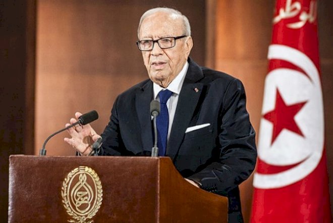   92 yaşlı prezident vəfat etdi   