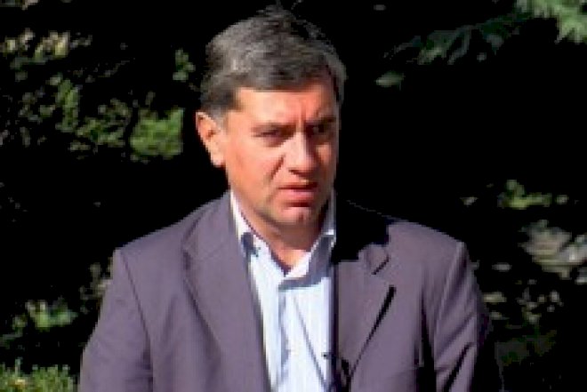    Keçmiş nazir polis tərəfindən saxlanıldı   
