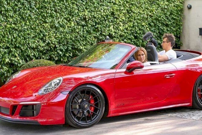    Sevgilisi CeyLoya 140 min dollarlıq “Porsche” hədiyyə etdi - Fotolar   