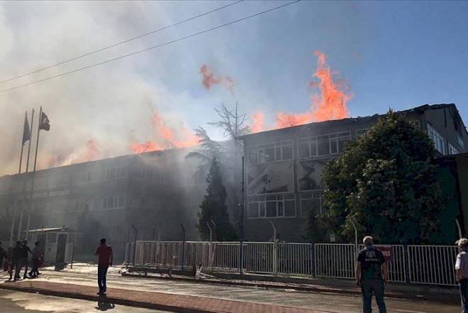    Silah fabrikində yanğın - Əraziyə helikopterlər cəlb edilir   