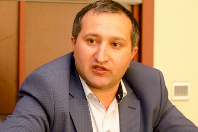    Pərviz Həşimli sərhəddən buraxılmadı   