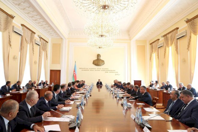    Nazirlər Kabineti qaz problemini müzakirə etdi   