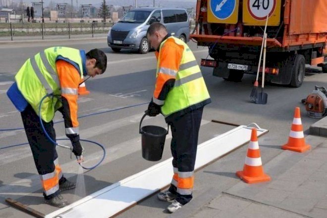    Diqqət! Bu küçələr rənglənir   