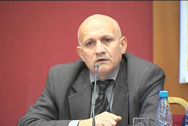    “Fazil Mustafa Elçibəyin çıxışını dərk etməyib” –   Tarixçi alim