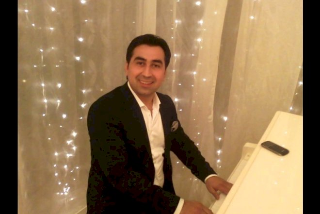    Elton 36 yaşını qeyd edir   
