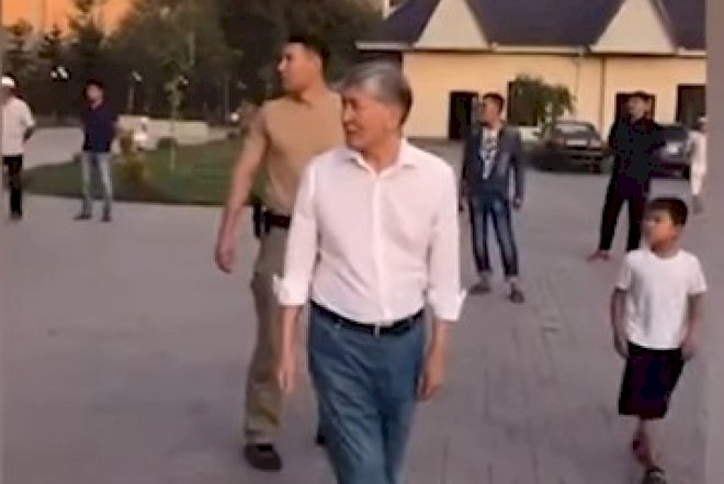    Atambayevin evinə silahlı hücum – Video   