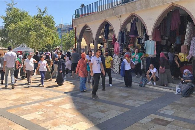    Türkiyədə daha bir zəlzələ:   dağıntılar altında qalanlar var