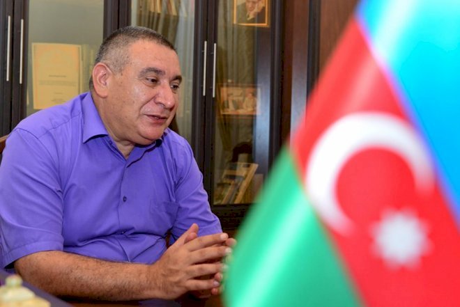    Rəşad Məcidlə gənc yazarlar arasında qalmaqal   