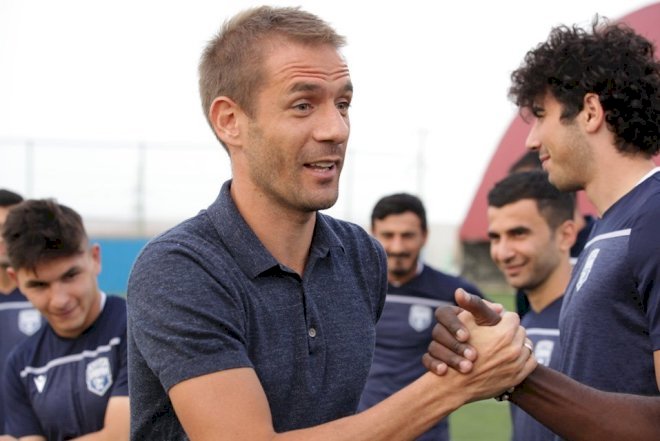    “Sabah” futbolçusu ilə yollarını belə ayırdı – Fotolar   