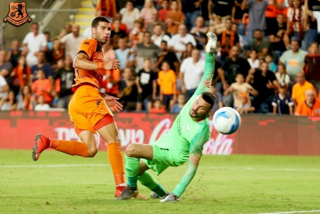    “Neftçi” Avroliqada mübarizəni dayandırdı   