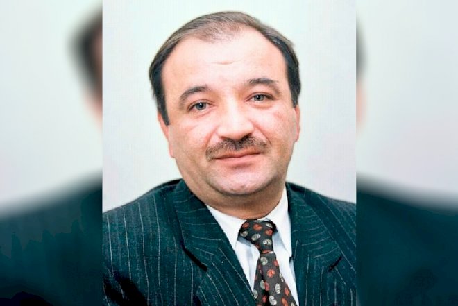    Azərbaycanlı aktyor insult keçirdi - Həkimlər 72 saat vaxt qoyub   