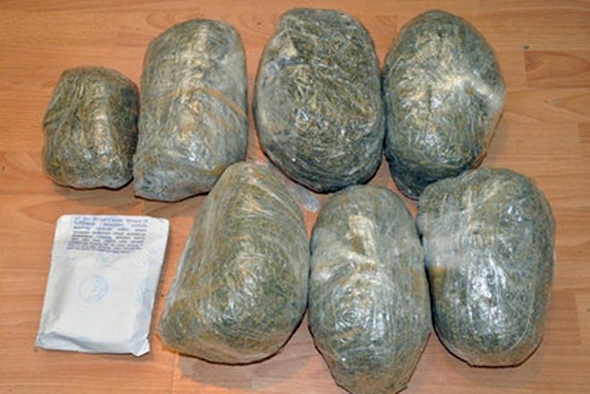    Sabirabadda evdən 4 kiloqram marixuana tapıldı   