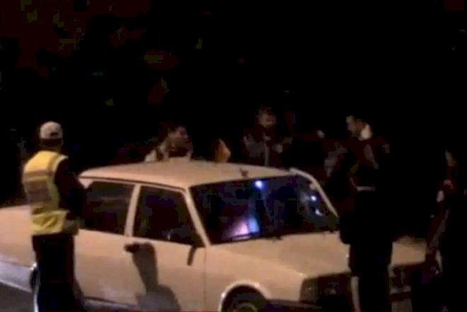    Maşında cinsi əlaqədə olan azərbaycanlı qızlar tutuldu – Video   