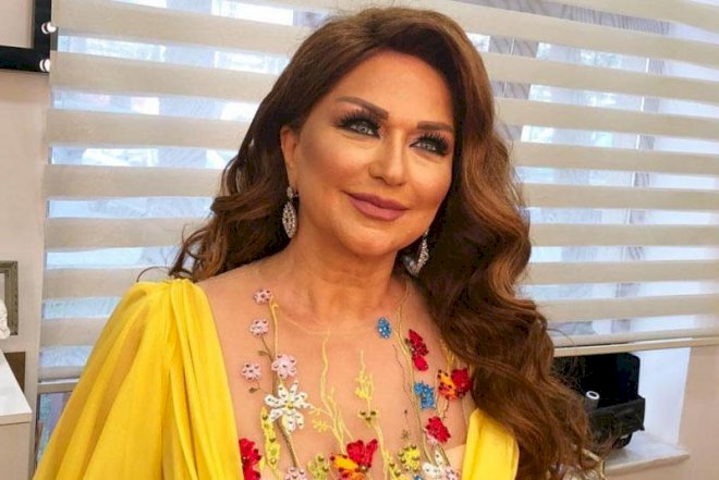    Mələkxanım oğlu ilə  - Foto   