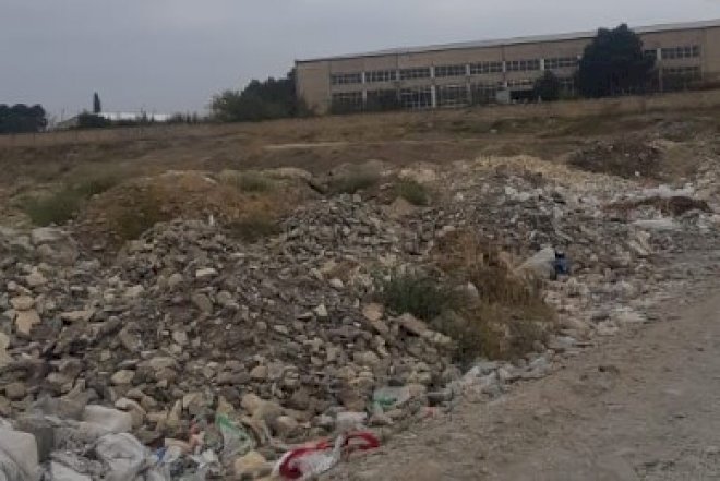    Gəncədə yeni avtovağzalın arxası zibilxanaya çevrilib –   Video