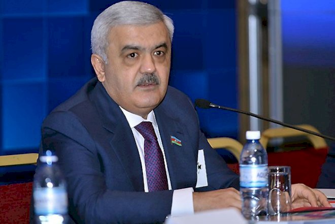    Rövnəq Abdullayev “Qarabağ”ı təbrik etdi   