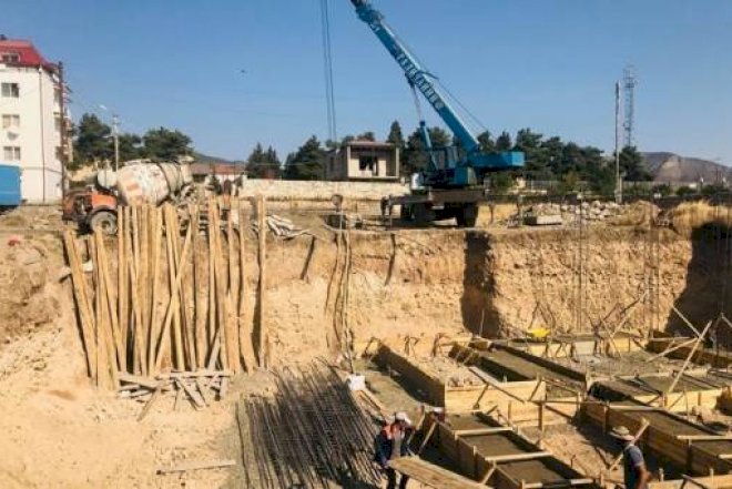   Ermənilər Bərdənin 60 km-də hündürmərtəbə binalar tikməyə başladı   