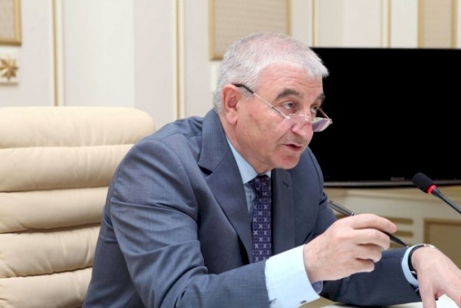    Məzahir Pənahov 3 min manat maaş alacaq   