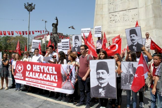    “Ermənistan Qarabağdan rədd ol!“: Ankaradakı mitinqdən   