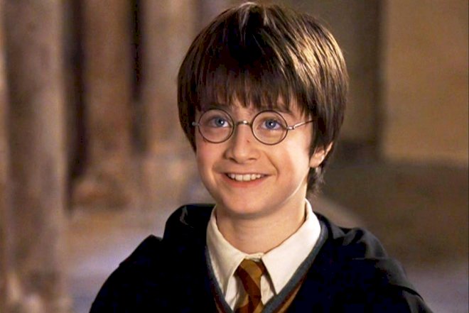    Dindarlardan “Harry Potter” qadağası – “Şeytani ruhları çağırır” - Foto   
