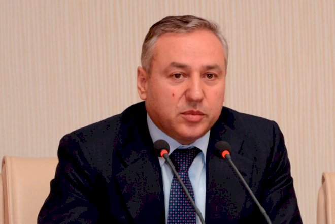    Deputat generalın qohumunun qətlindən və “vor zakon”lardan yazdı    