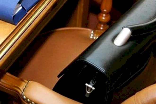    Bakıda icra hakimiyyətinin əməkdaşı iş başında öldü   