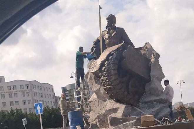    40 minə başa gəlib, müəlliflər təmənnasız işləyib -   Aqarunovun abidəsi ilə bağlı detallar