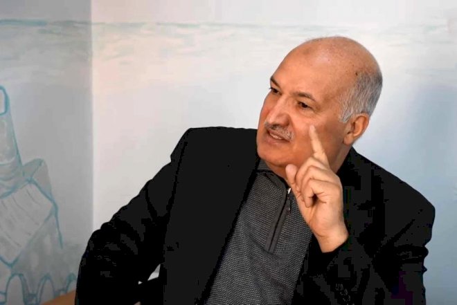    “Heç vəzifədə olan nazirlər də iqtidarı müdafiə etmir, bir-birlərindən kompromat ötürürlər”   
