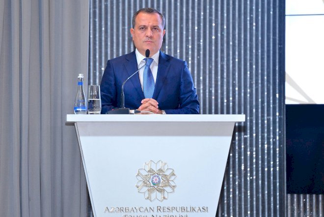    “8 məktəb direktoru, 6 direktor müavini işdən çıxarılıb“ –   Nazir nöqsanlardan danışdı