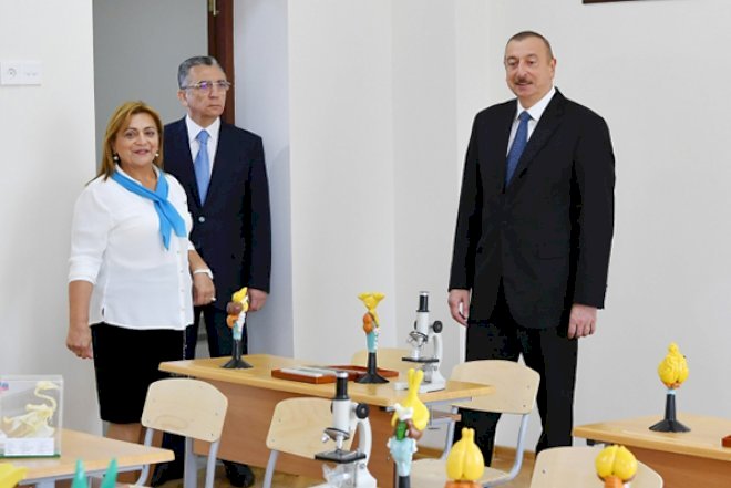    İlham Əliyev Bakı məktəbində - Fotolar   