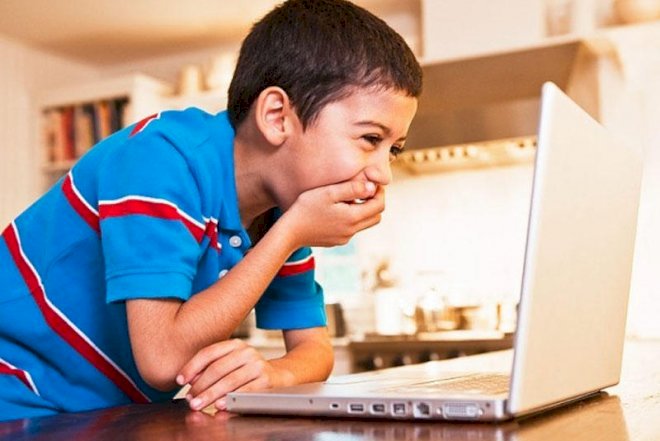    Azərbaycanlı uşaqlar internetdə ən çox nə ilə maraqlanır?   - Açıqlama