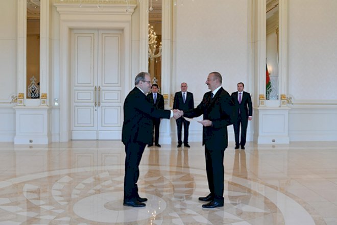    Prezident yeni səfirləri qəbul etdi   