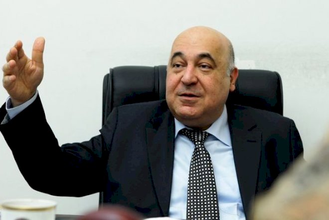    “Sağ əlimin heykəlini qoyun” -   Çingiz Abdullayevdən sərt sözlər