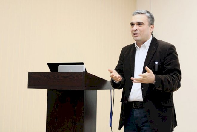   “Restoranlar hər axşam ağzına qədər doludur” –   İlqar Məmmədovdan etiraf