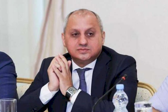    “Deputat vəsiqəsini girov qoymaq etik məsələdir” - Hüquqşünas   