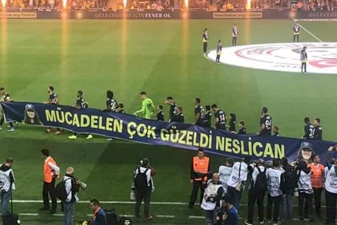    Həyatını itirən fenomeni “Fənərbaxça“ futbolçuları yad etdi   - Foto