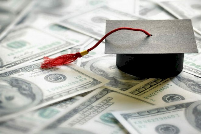    4-cü kurs tələbələri təhsil haqqının yarısını ödəyəcək? -   Ekspert qanunu izah etdi